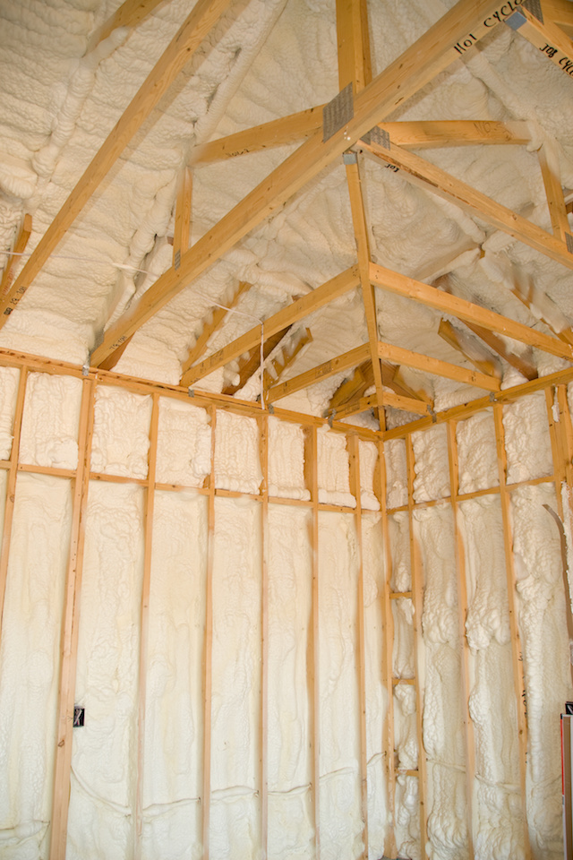new-construction-spray-foam-insulation-dallas-02